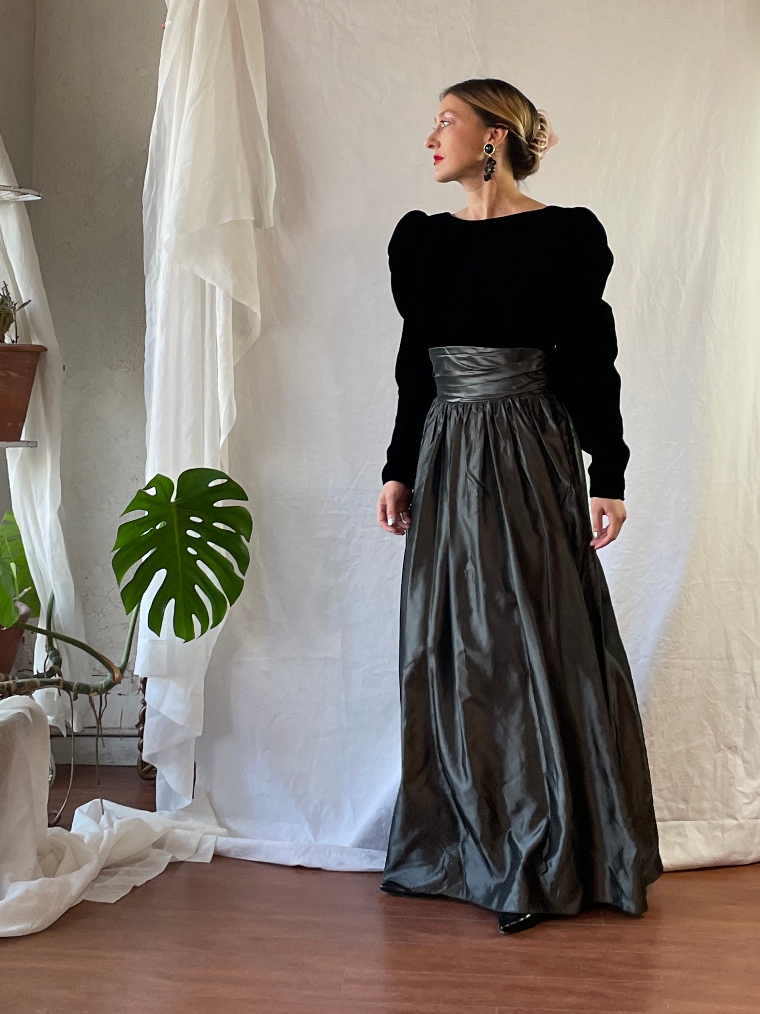 Velvet and top taffeta dress